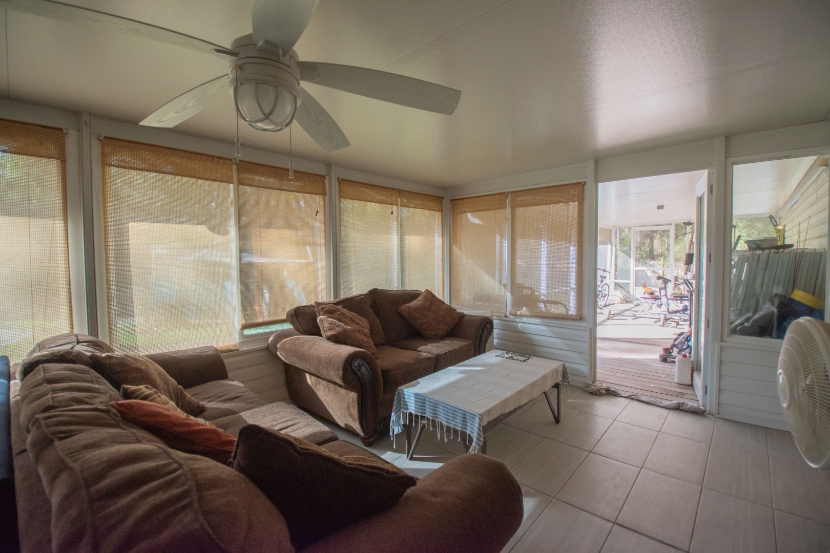 85216 Lina Road Fernandina Beach, FL 32034 - Photo 27 of 47 a living room with furniture and a large window