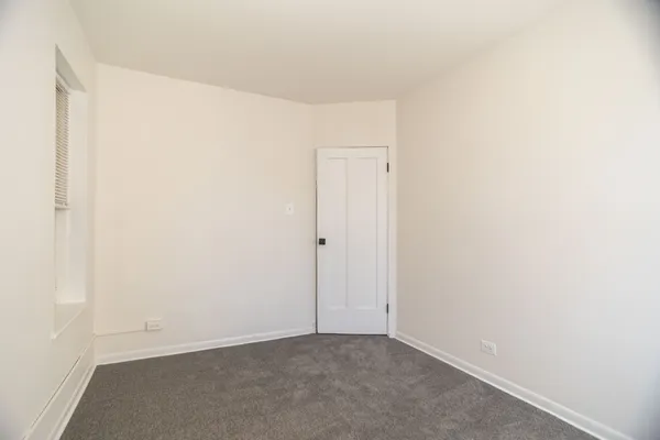 $1,850 | 6405 North Hamilton Avenue, Unit 2, Chicago, IL 60659