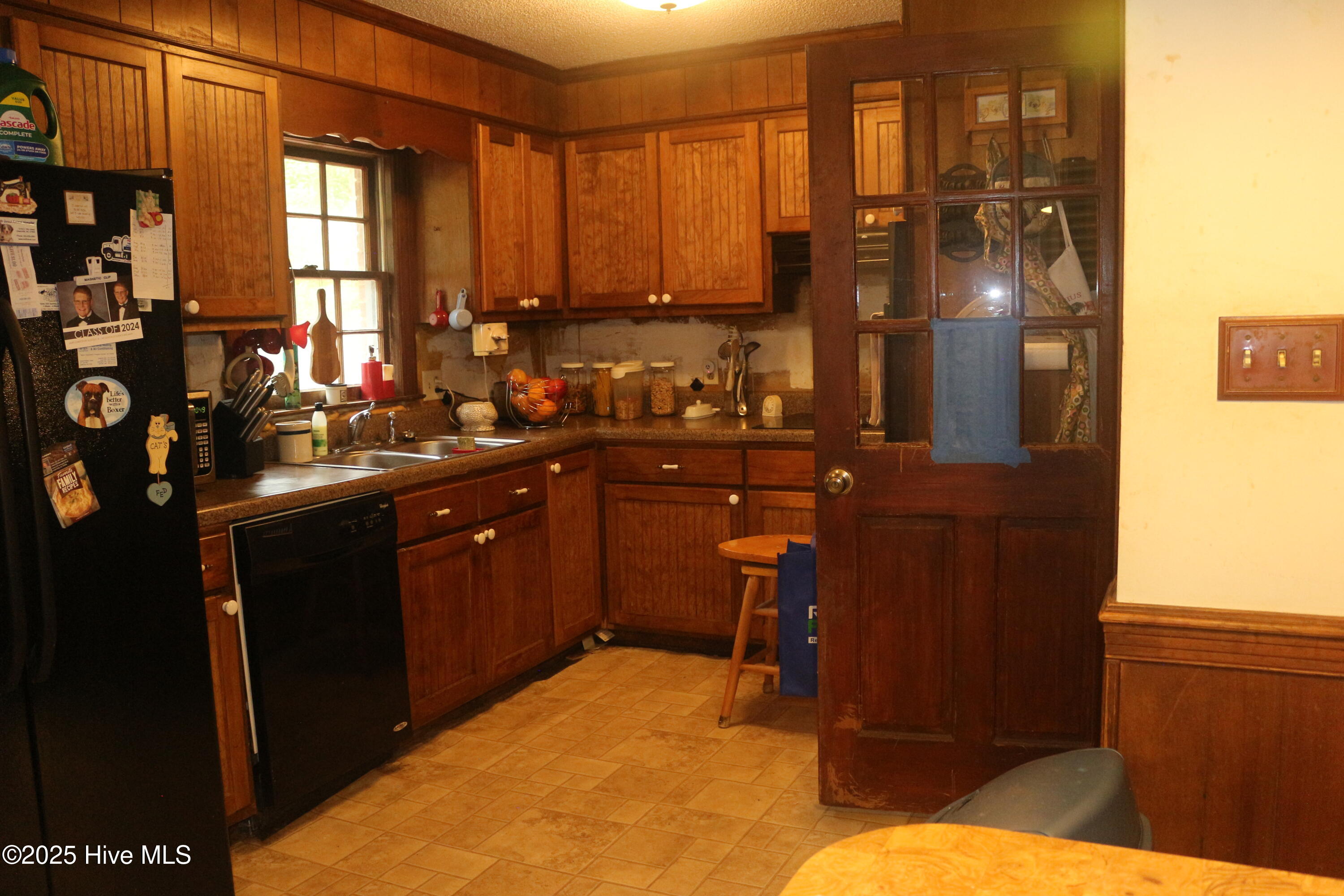 2044 Mozingo Road Greenville, NC 27834 - Photo 16 of 53 Kitchen-1