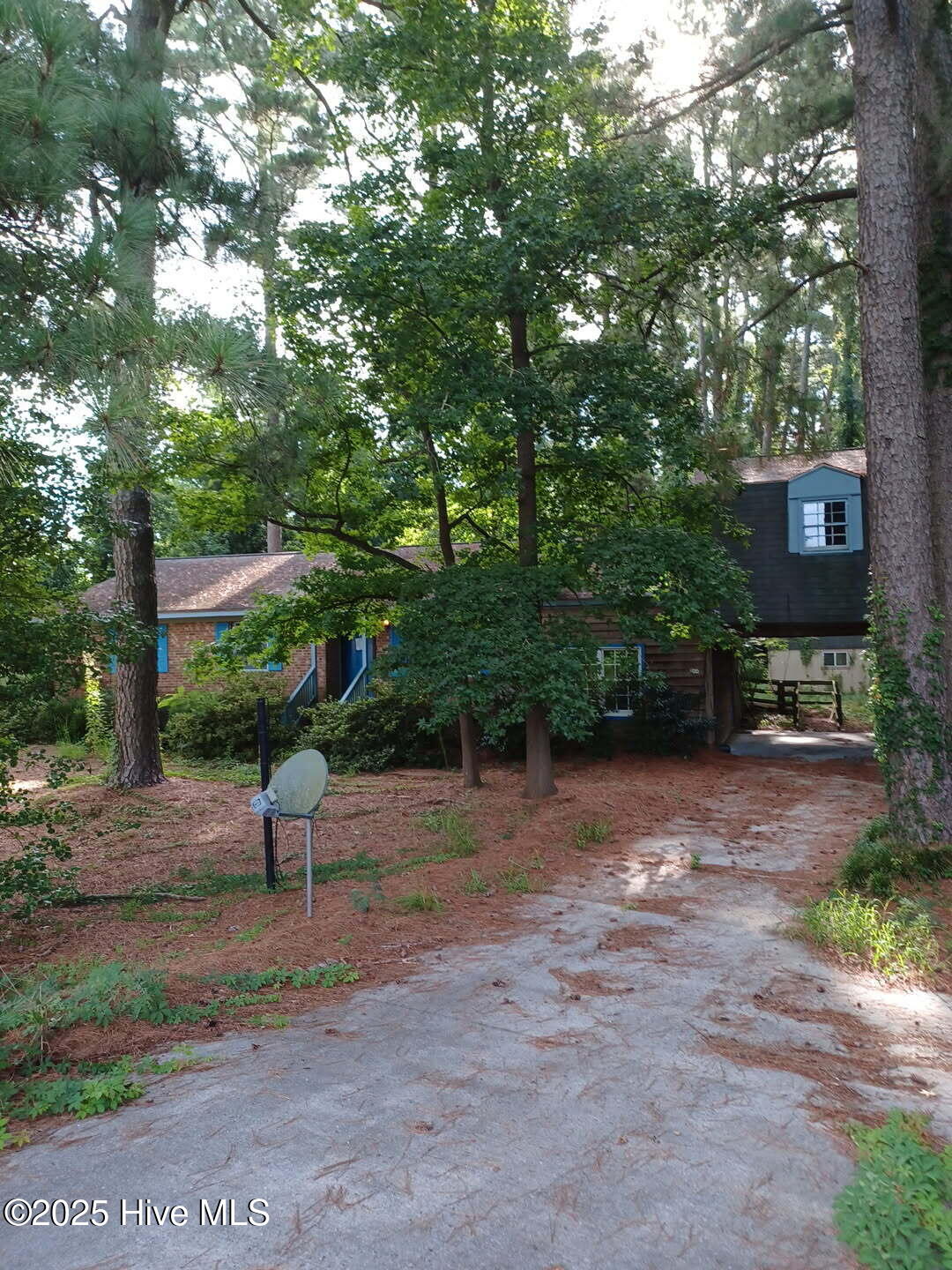 2044 Mozingo Road Greenville, NC 27834 - Photo 3 of 53 House-Front-1