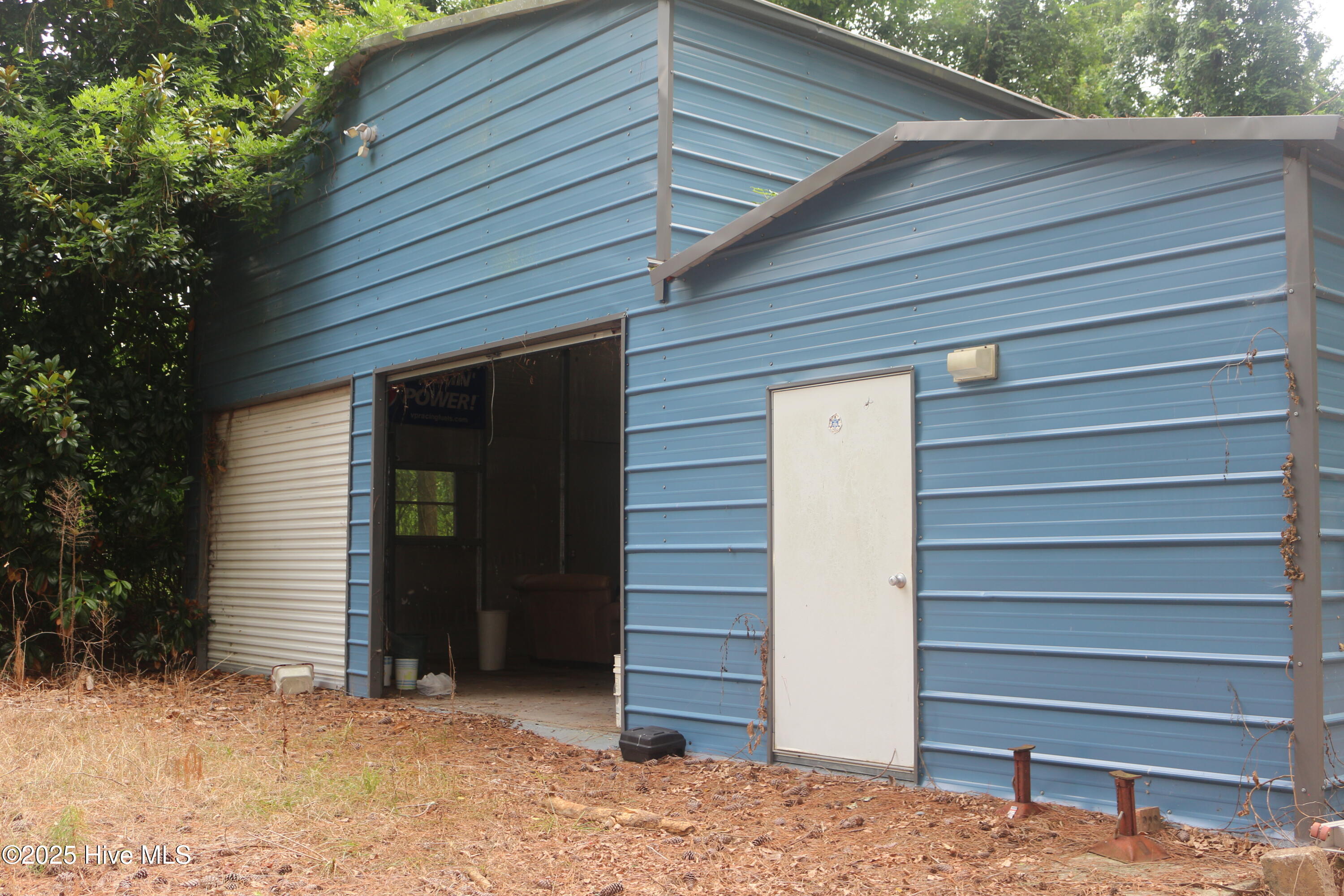 2044 Mozingo Road Greenville, NC 27834 - Photo 44 of 53 Garage-1