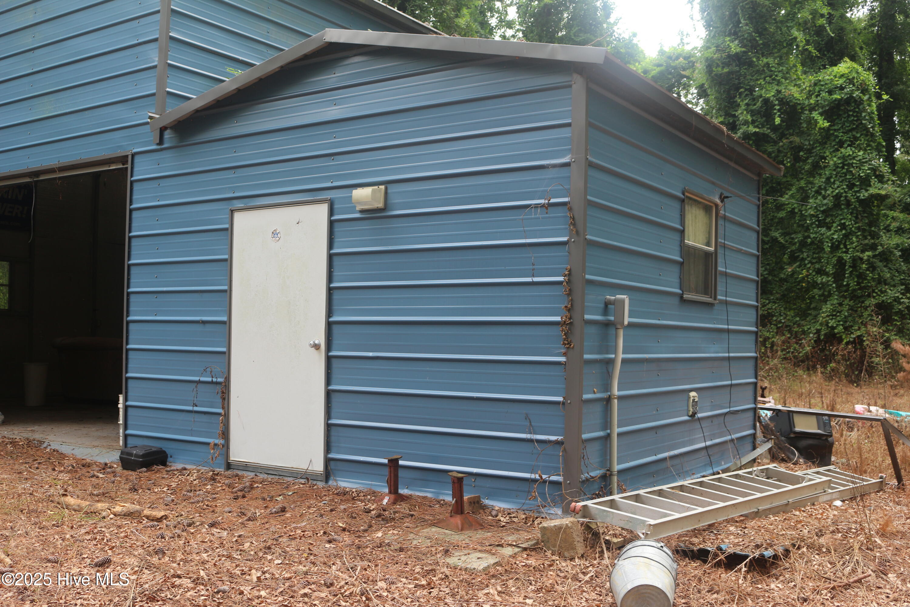 2044 Mozingo Road Greenville, NC 27834 - Photo 47 of 53 Garage-Office-1