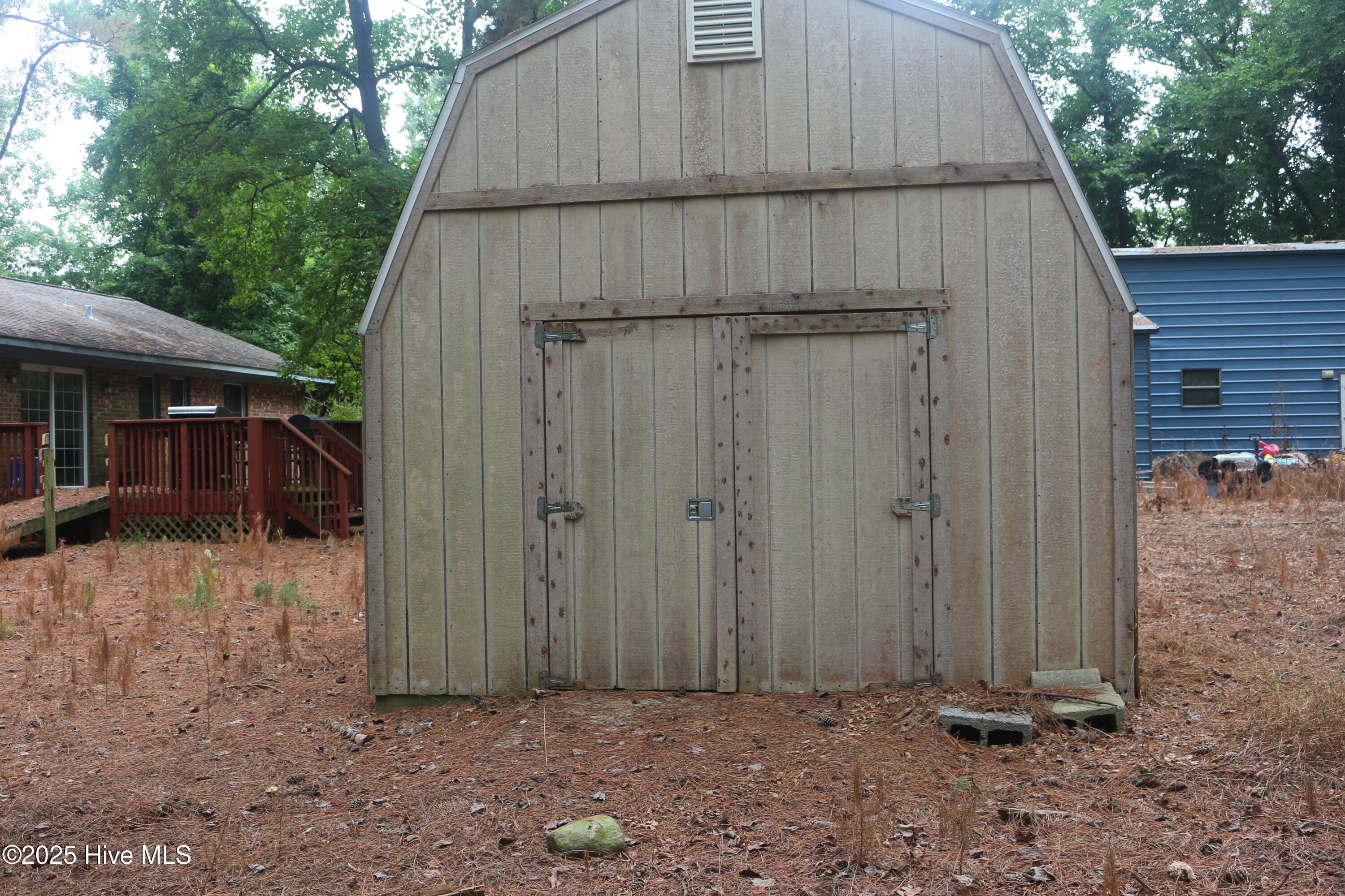 2044 Mozingo Road Greenville, NC 27834 - Photo 50 of 53 Shed