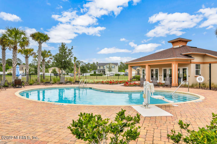 3807 Bronco Road Middleburg, FL 32068 - Photo 23 of 25 a view of a swimming pool with a patio