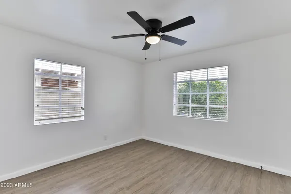 $1,800 | 2129 West Weldon Avenue, Phoenix, AZ 85015