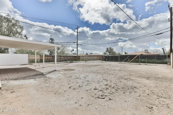 $1,800 | 2129 West Weldon Avenue, Phoenix, AZ 85015