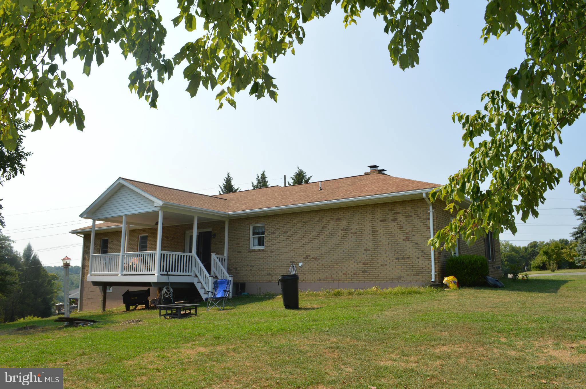 Exterior (Rear)