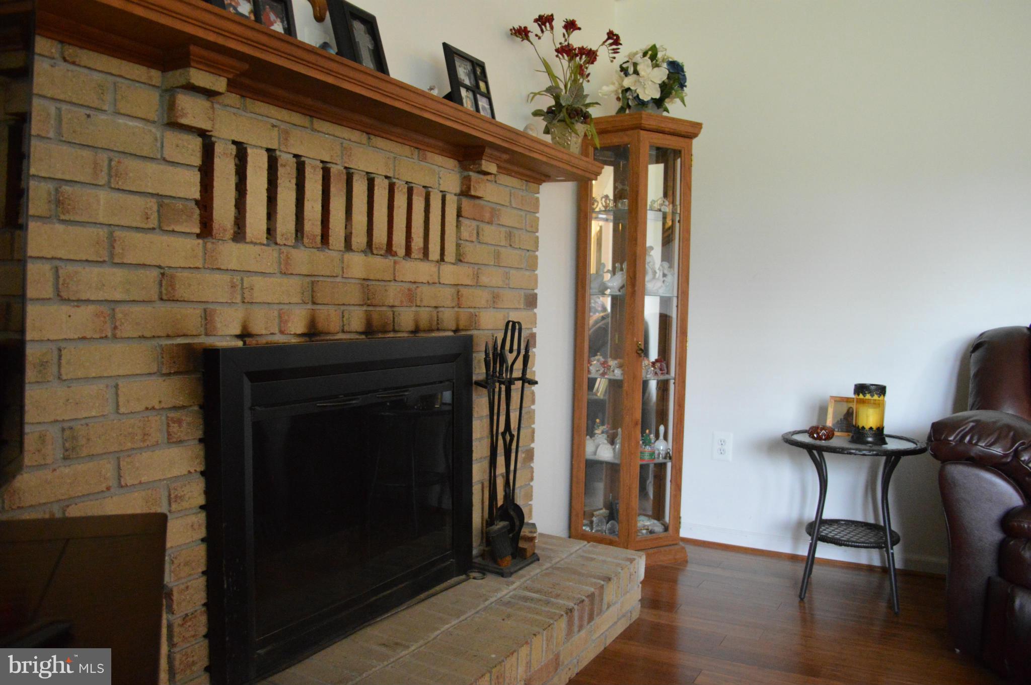 89 Pious View Road Berkeley Springs, WV 25411 - Photo 9 of 30 Living Room