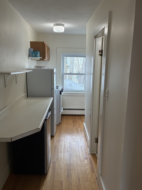 12 Green Reading Ma, Unit 2 Reading, MA 01867 - Photo 5 of 9