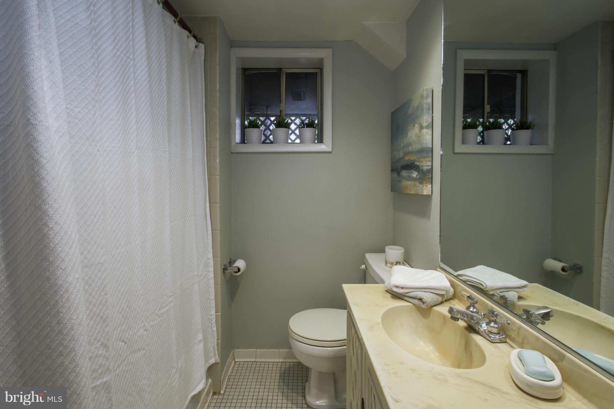 1542 Briarcliff Road Arnold, MD 21012 - Photo 23 of 30 Bath