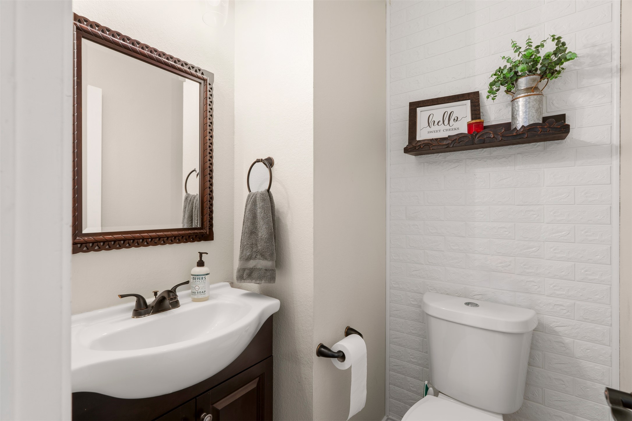 913 Bogart Road Cedar Park, TX 78613 - Photo 16 of 27 Bathroom featuring vanity and toilet