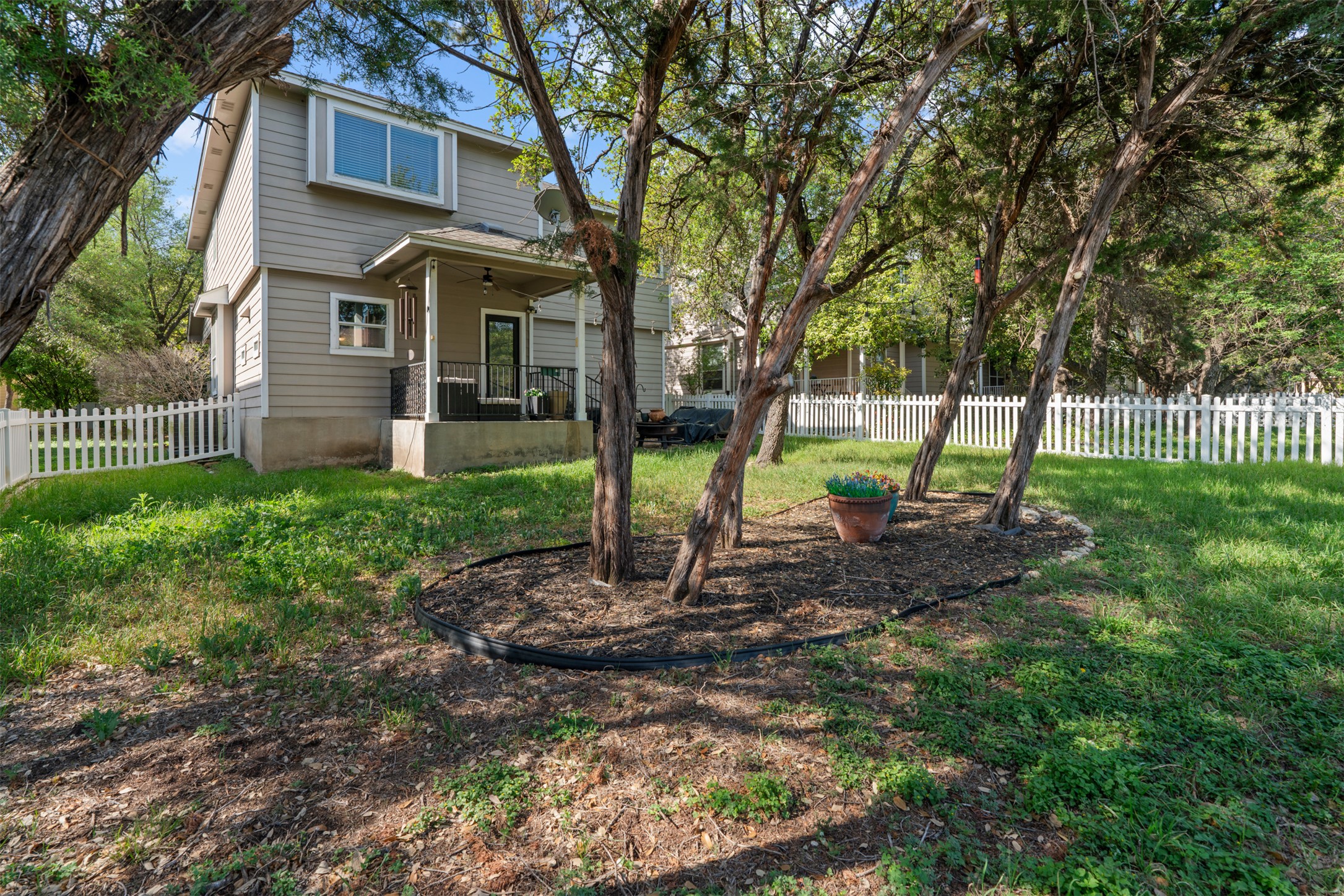 913 Bogart Road Cedar Park, TX 78613 - Photo 26 of 27 Fenced yard featuring ceiling fan
