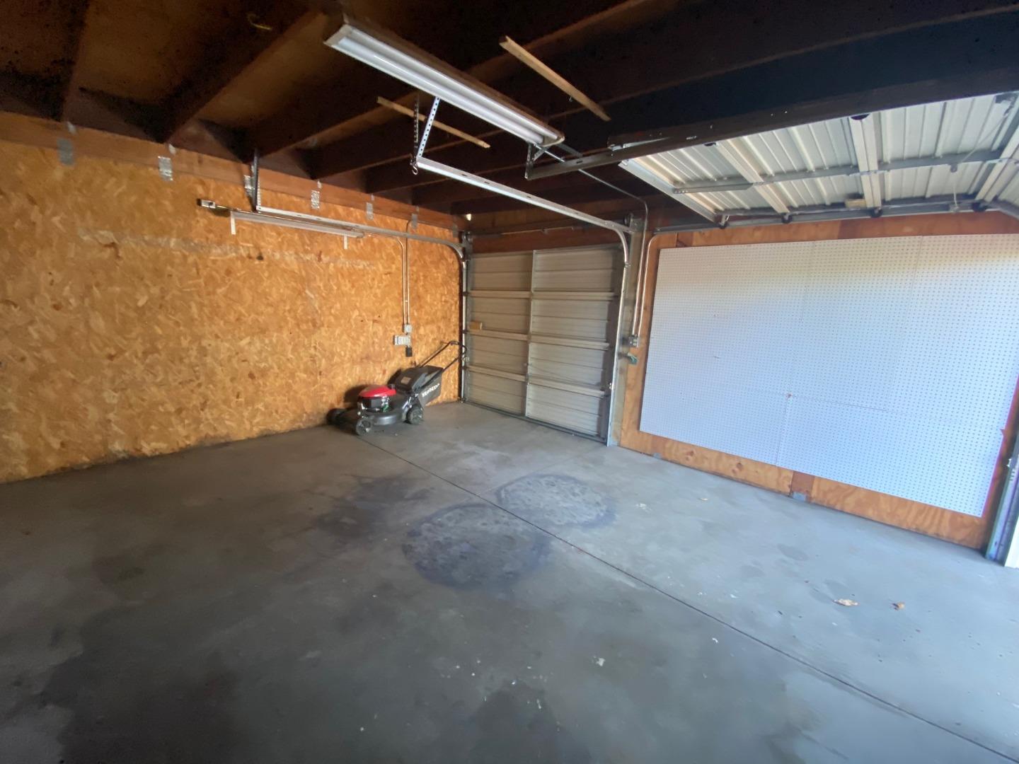 250 Vincent Drive Mountain View, CA 94041 - Photo 19 of 23 a view of empty room