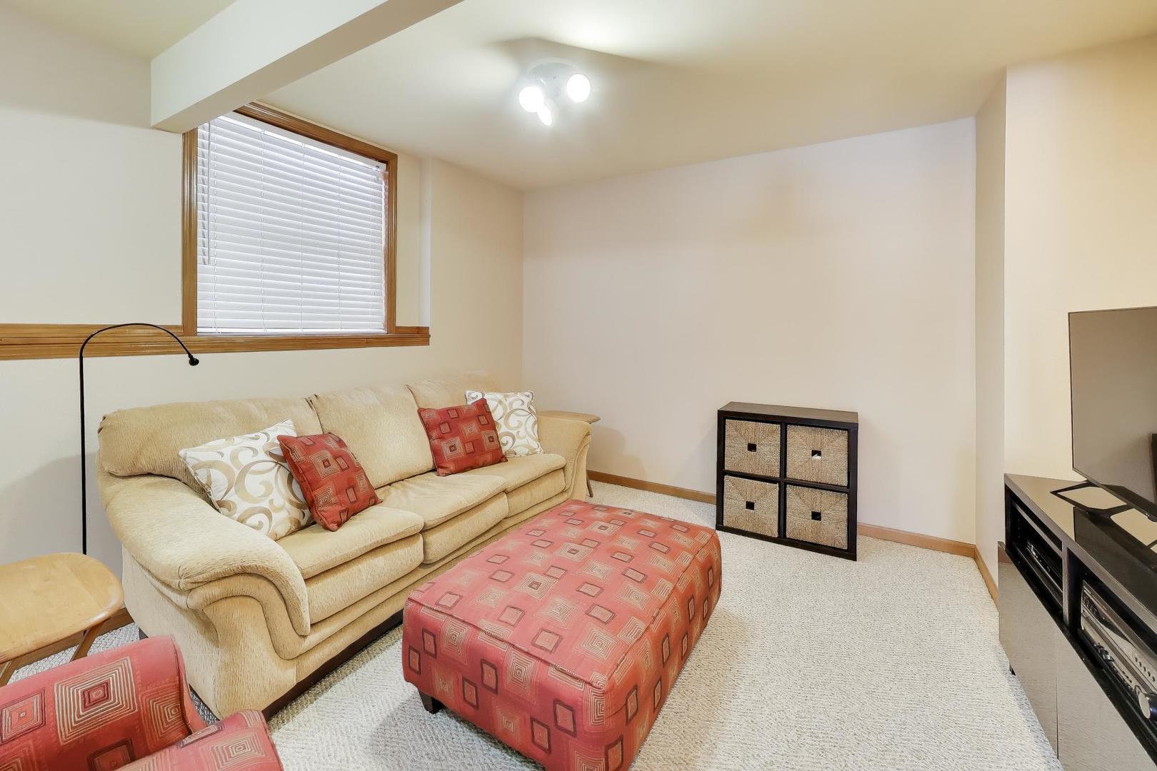 7209 Ridge Court Spring Grove, IL 60081 - Photo 36 of 61