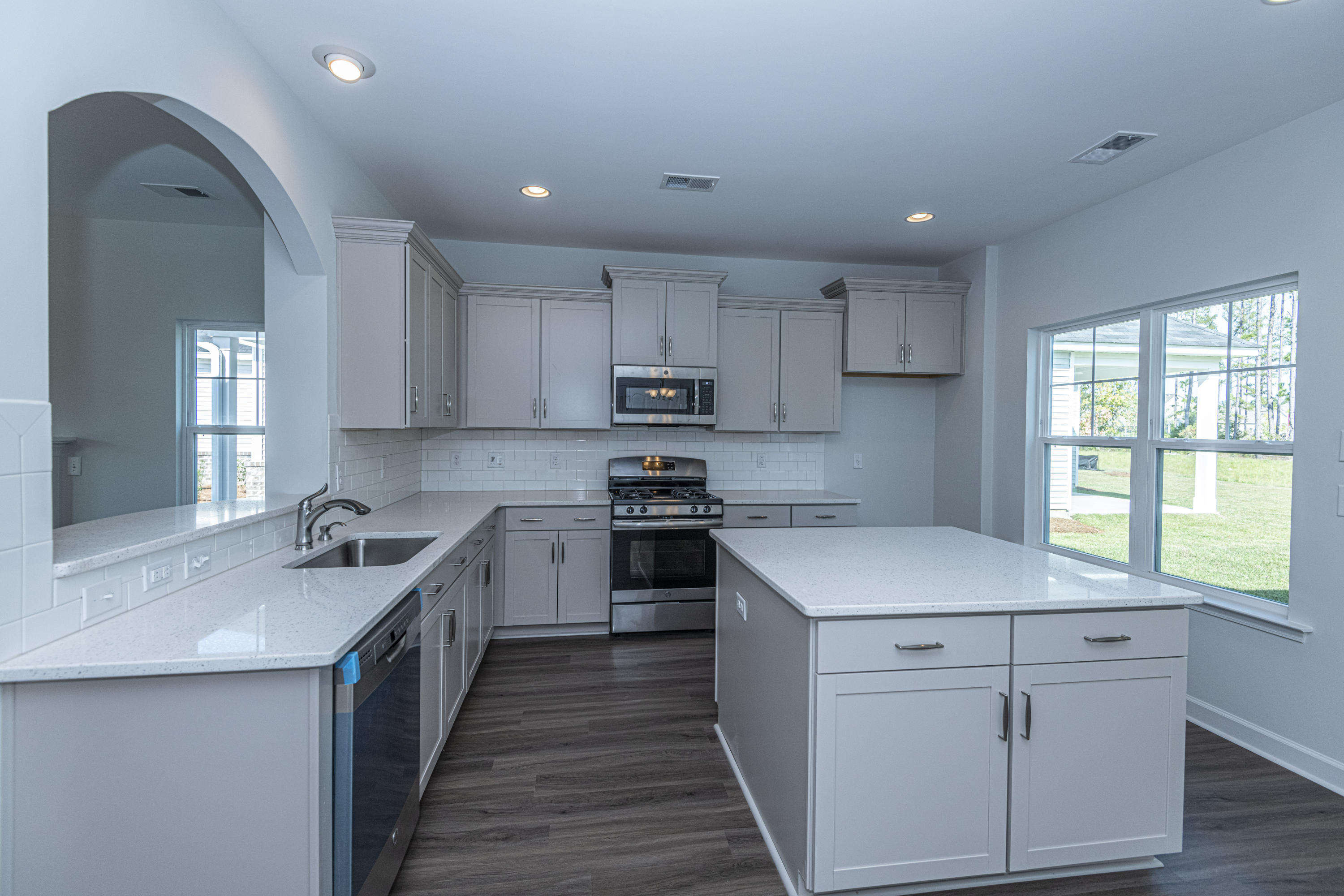 341 Saxony Loop Summerville, SC 29486 - Photo 10 of 30 DSC_3602