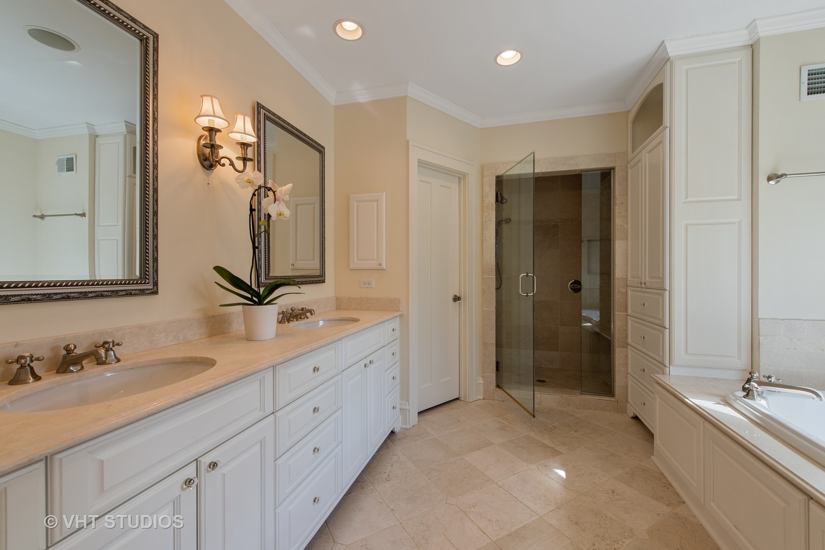 124 Robsart Road Kenilworth, IL 60043 - Photo 22 of 35