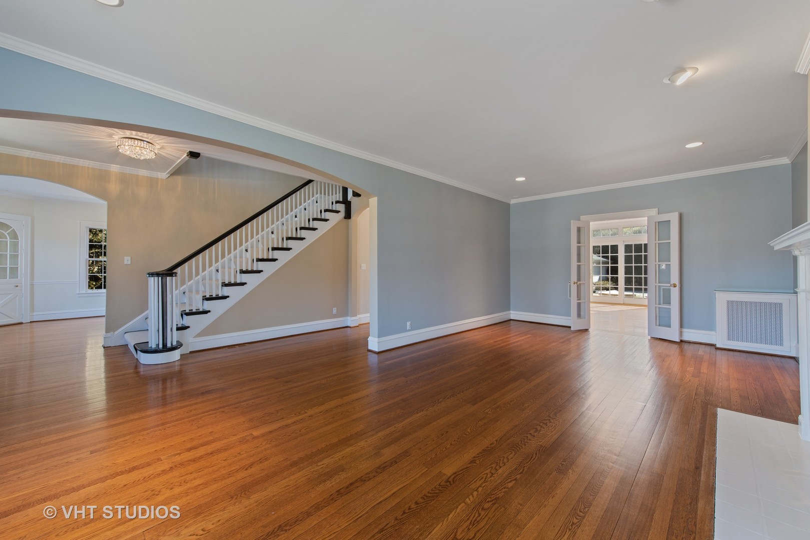 124 Robsart Road Kenilworth, IL 60043 - Photo 5 of 35