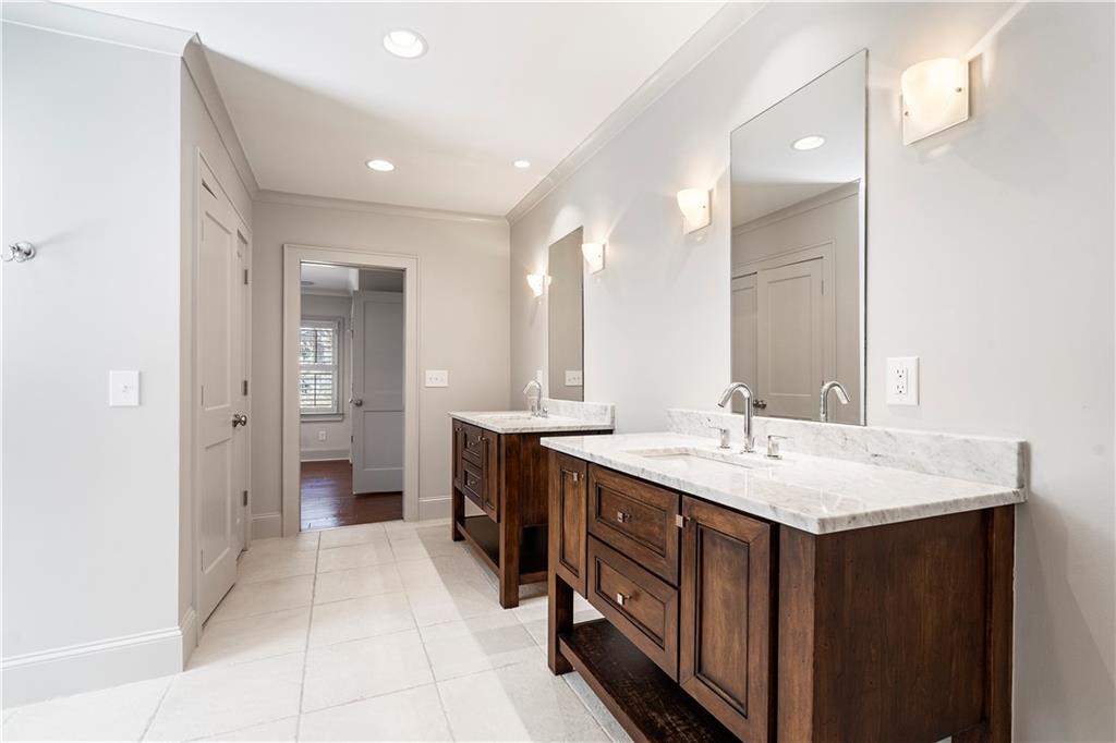 712 Gladstone Road Northwest Atlanta, GA 30318 - Photo 26 of 42