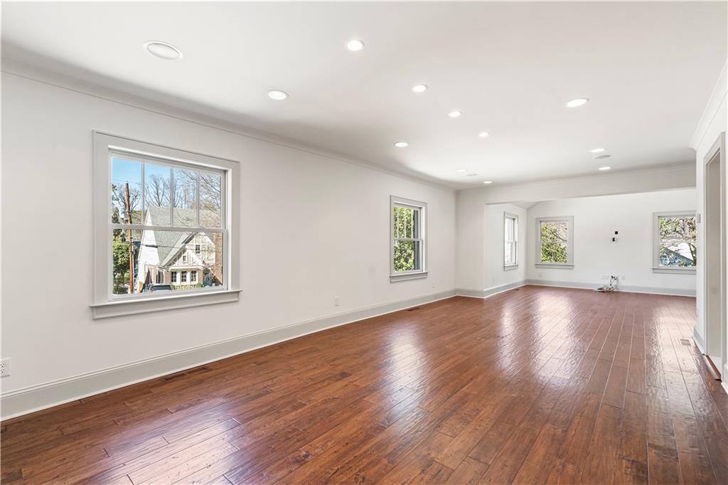 712 Gladstone Road Northwest Atlanta, GA 30318 - Photo 6 of 42