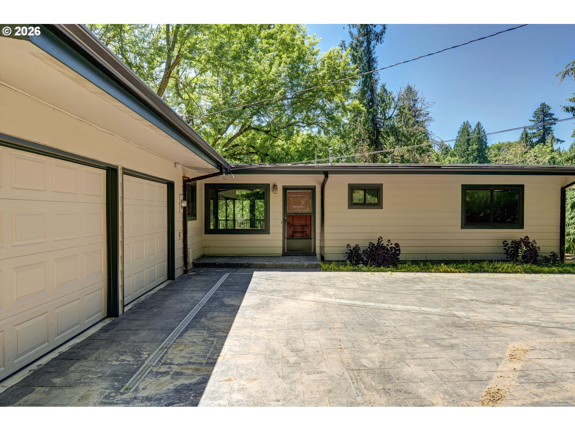 21625 Southwest Johnson Road West Linn, OR 97068 - Photo 8 of 48 Gallery Image 8