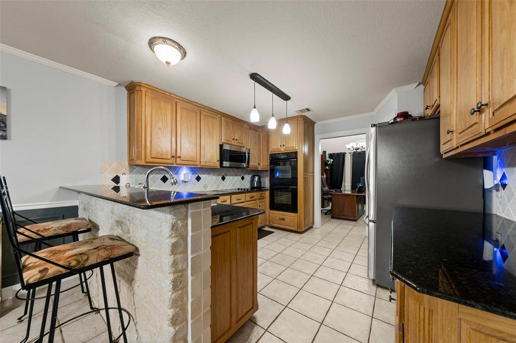 1840 Val Verde Road McGregor, TX 76657 - Photo 12 of 36