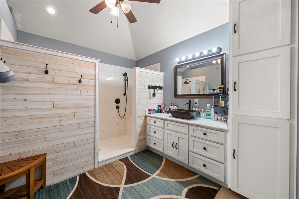 1840 Val Verde Road McGregor, TX 76657 - Photo 17 of 36