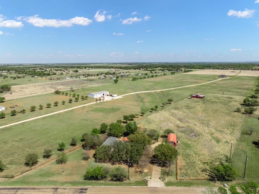 1840 Val Verde Road McGregor, TX 76657 - Photo 33 of 36