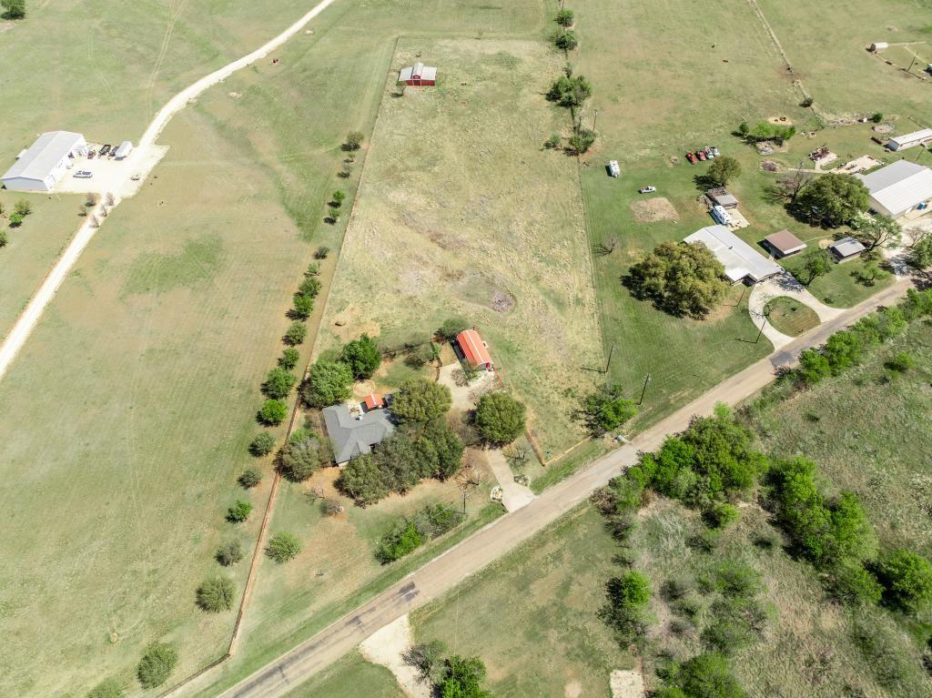 1840 Val Verde Road McGregor, TX 76657 - Photo 34 of 36