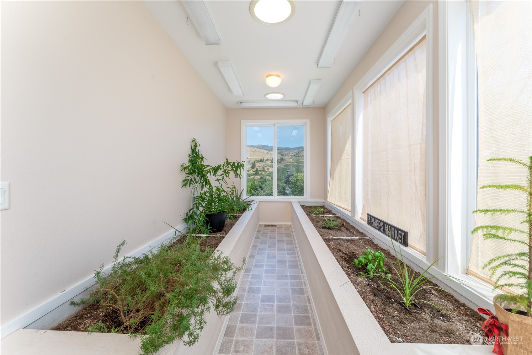 900 Loop Avenue Manson, WA 98831 - Photo 22 of 40 a view of balcony with wooden floor