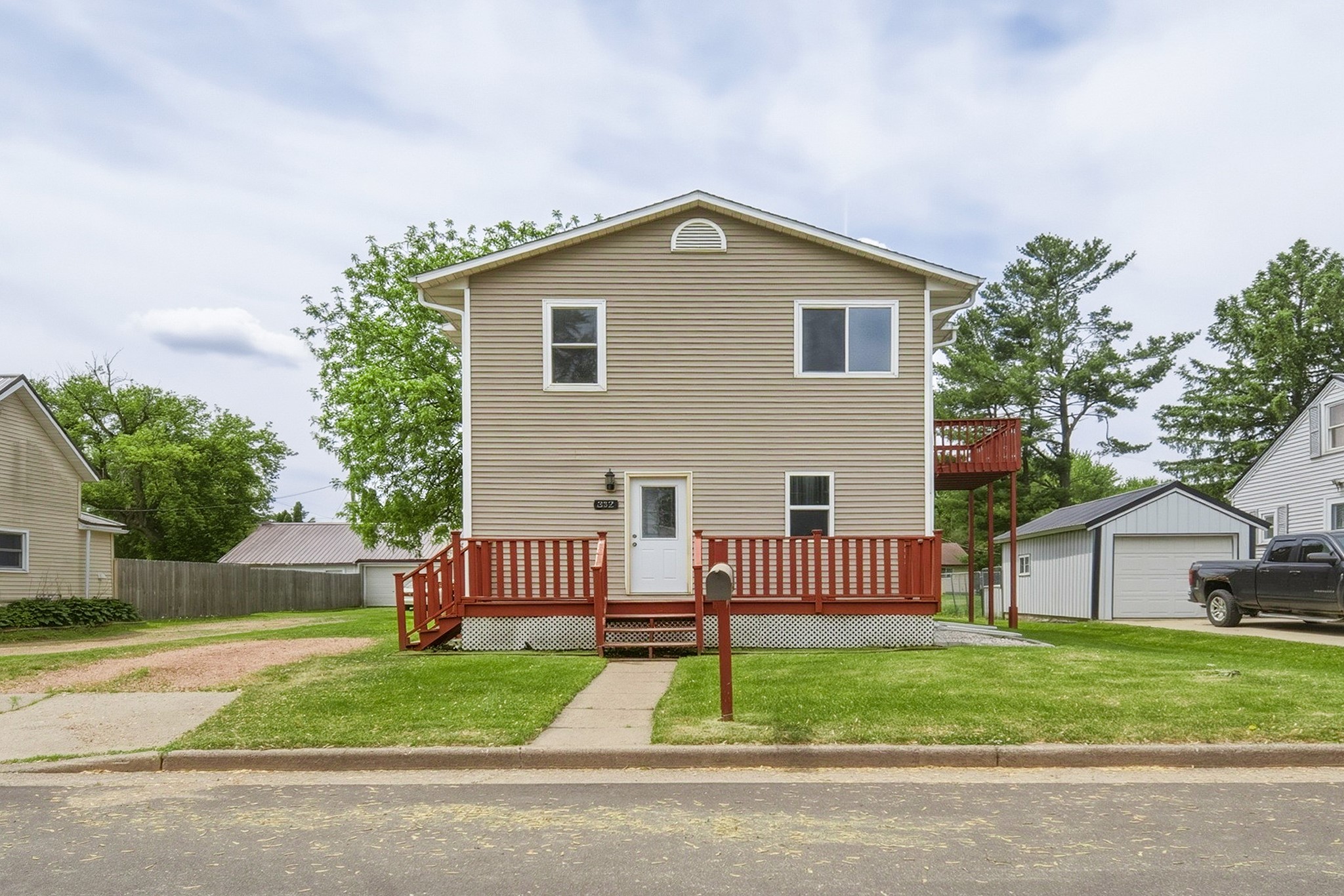 332 Lincoln Street Stanley, WI 54768 - Photo 1 of 37