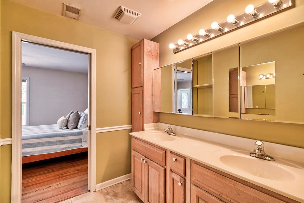 1090 Chapel Branch Road Santee, SC 29142 - Photo 4 of 28 Photo 4