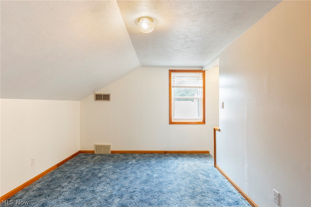 2806 Hearthstone Road Cleveland, OH 44134 - Photo 15 of 27 Gallery Image 15
