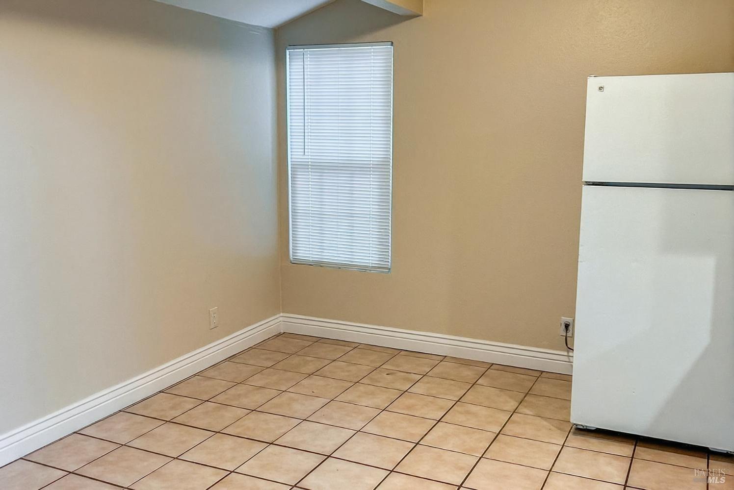 1022 Ruth Place Santa Rosa, CA 95401 - Photo 6 of 17