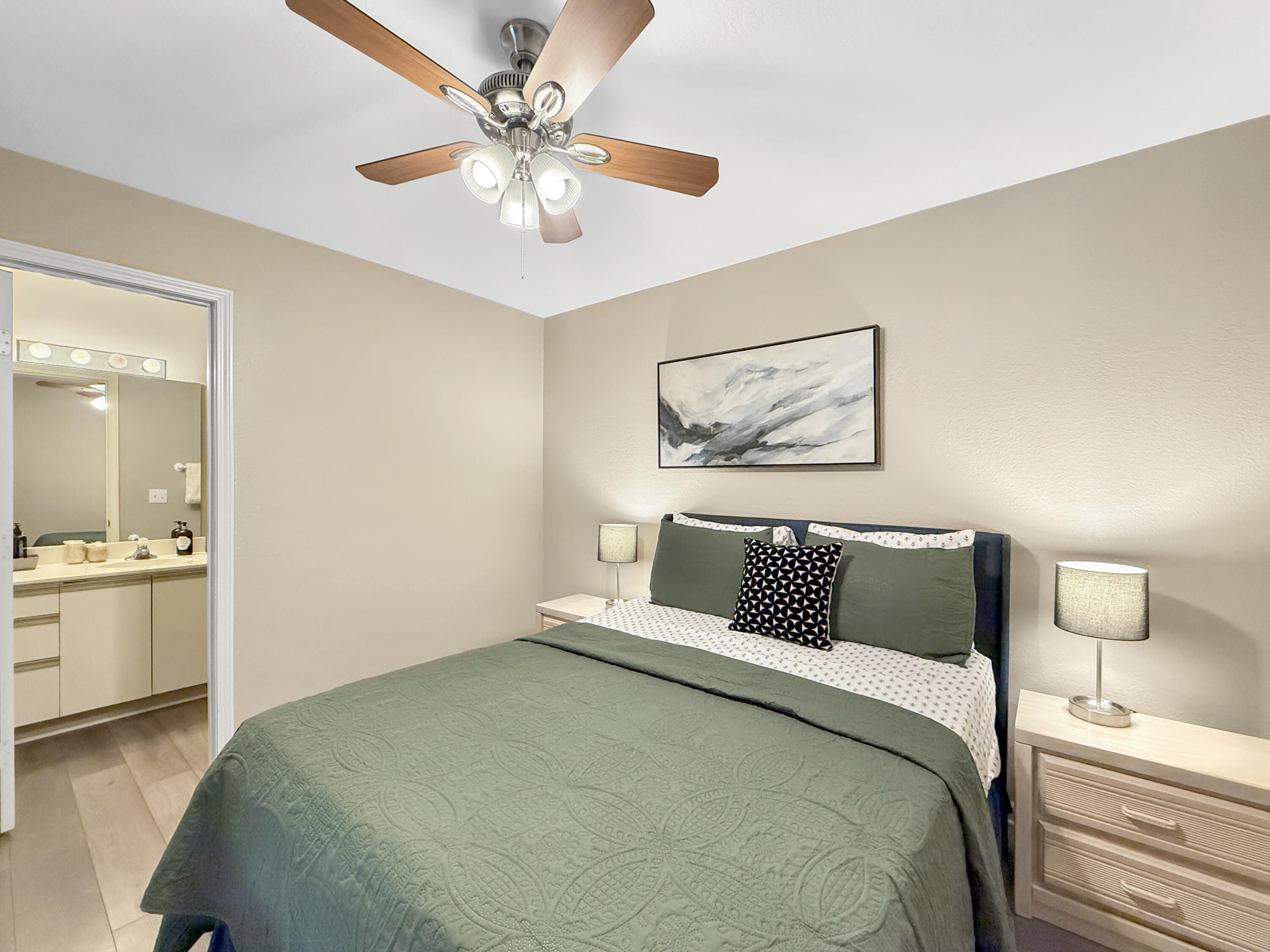 815 Holiday Ridge Branson, MO 65616 - Photo 13 of 15 Bedroom 3