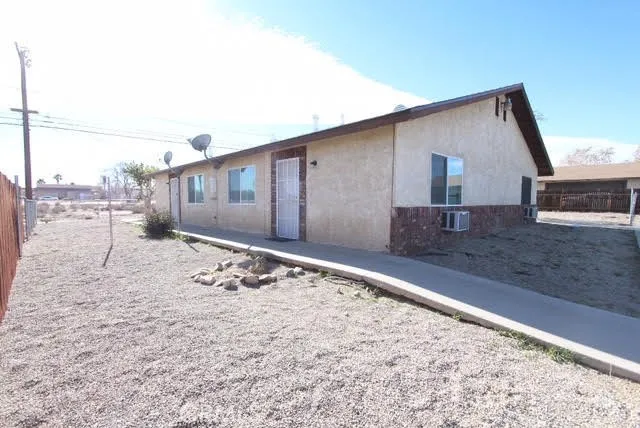 $1,295 | 16315 Juniper Street, Unit 4, Hesperia, CA 92345