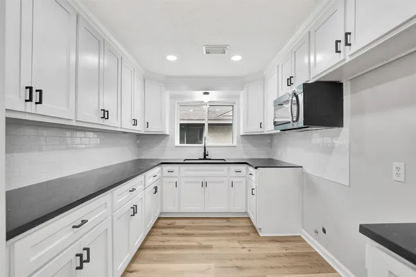 $265,000 | 704 Teabury Street, Pasadena, TX 77503