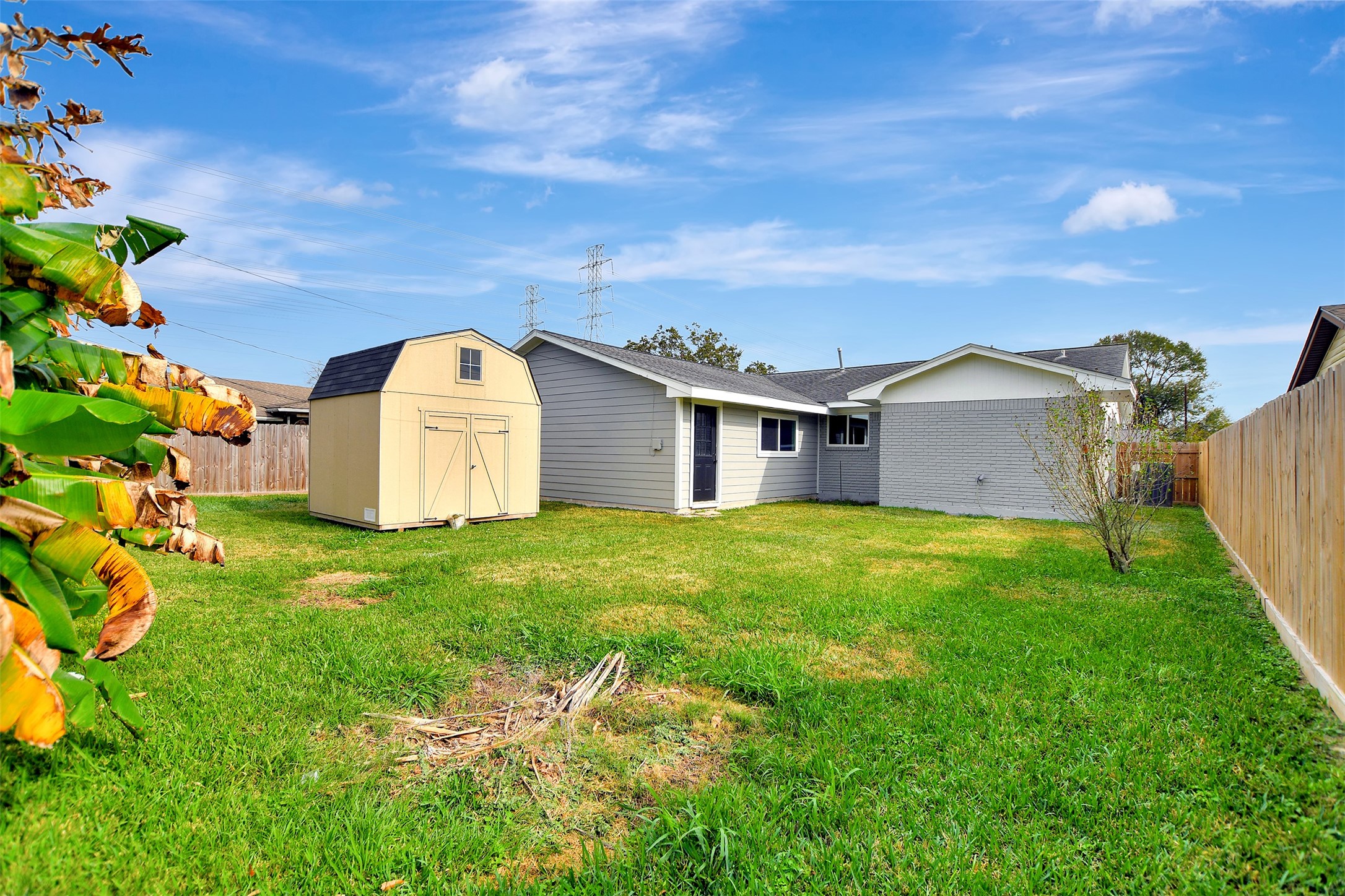 704 Teabury Street Pasadena, TX 77503 - Photo 36 of 43 a view of a house with backyard