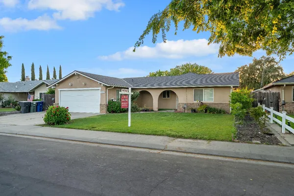 $465,000 | 2313 San Rafael Avenue, Modesto, CA 95355