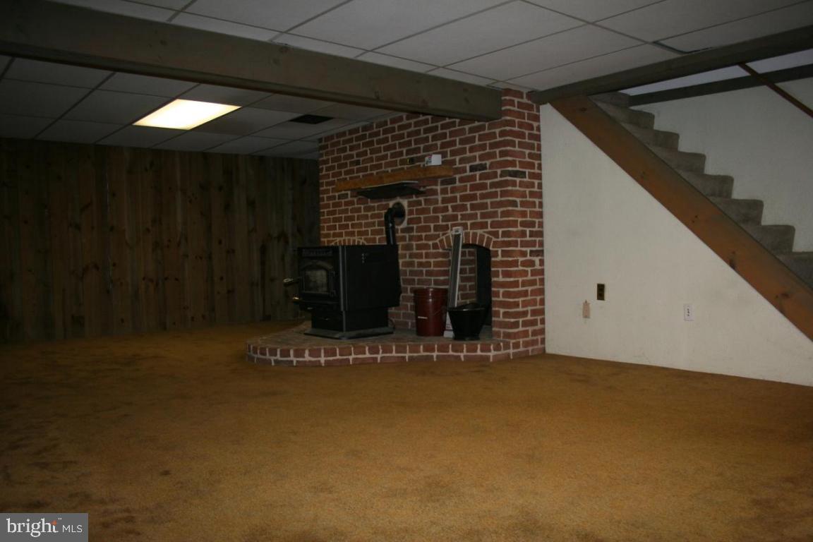 1574 Loop Road Manheim, PA 17545 - Photo 6 of 11