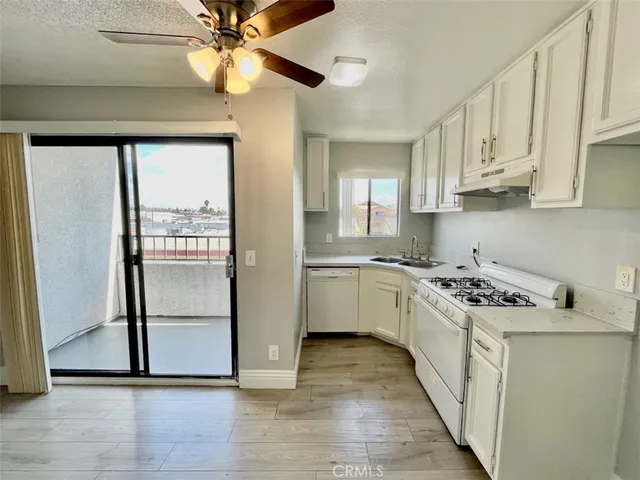 $1,545 | 1212 Gladys Avenue, Unit 305, Long Beach, CA 90804