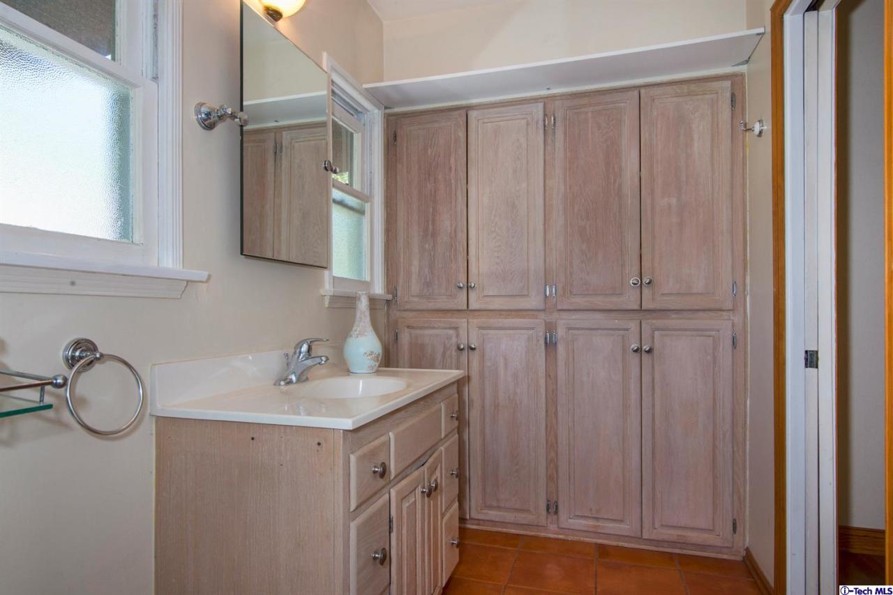 2743 Santa Rosa Avenue Altadena, CA 91001 - Photo 10 of 14 Additional Photo