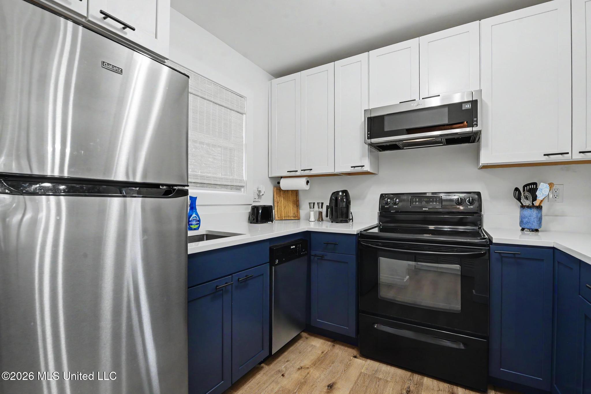 207 Molokai, Unit B Diamondhead, MS 39525 - Photo 8 of 39 008