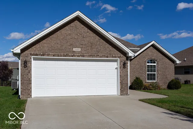 $335,000 | 5660 Victory Drive, Columbus, IN 47203