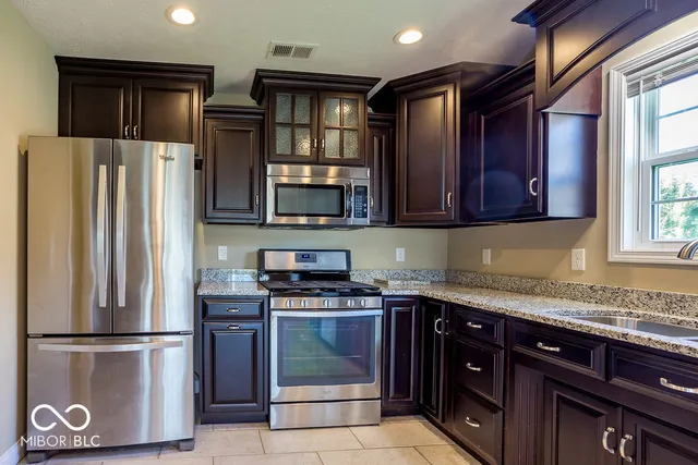 $335,000 | 5660 Victory Drive, Columbus, IN 47203