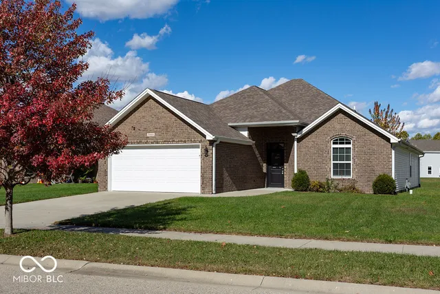 $335,000 | 5660 Victory Drive, Columbus, IN 47203