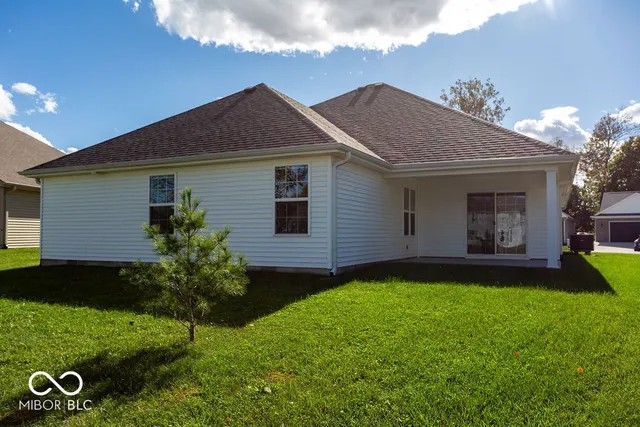 $335,000 | 5660 Victory Drive, Columbus, IN 47203