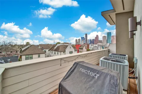 $620,000 | 1407 Hickory Street, Houston, TX 77007