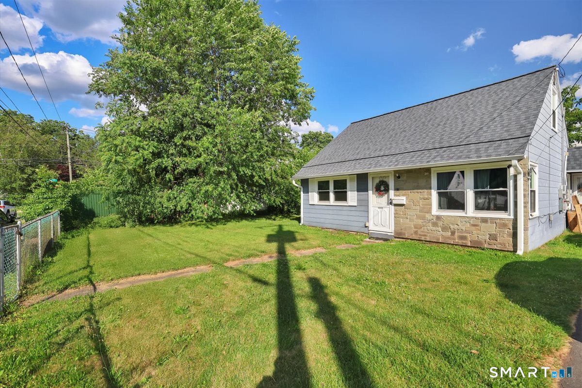 383 Glen Hills Road Meriden, CT 06451 - Photo 3 of 30