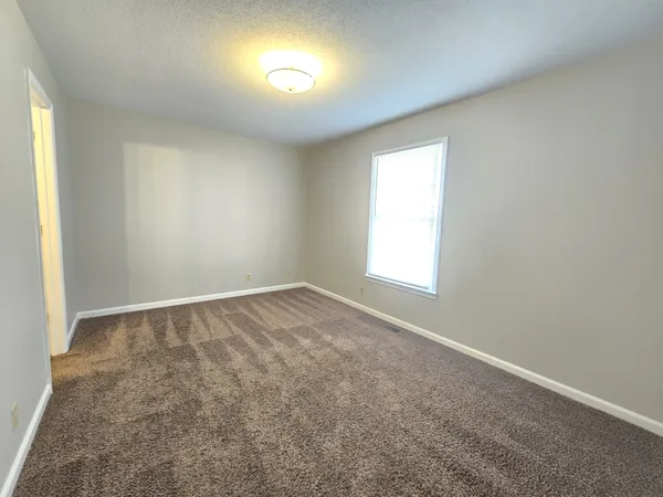 $1,250 | 746 Shelton Circle, Clarksville, TN 37042