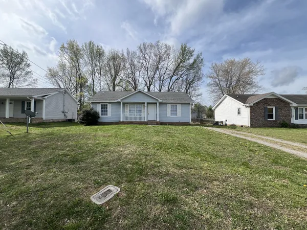 $1,250 | 746 Shelton Circle, Clarksville, TN 37042